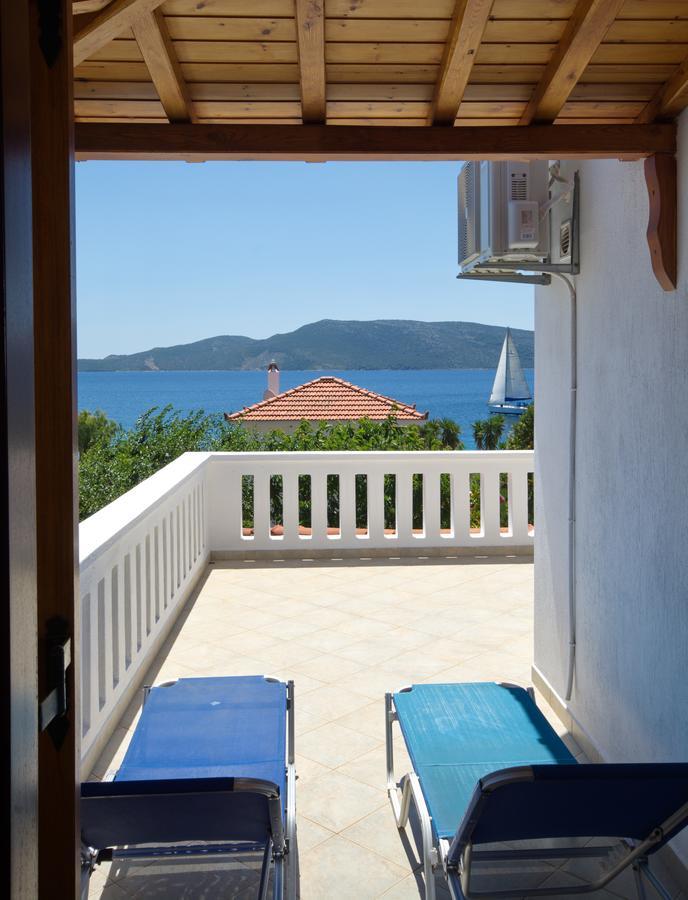 Pelagos Villas Agios Dimitrios  エクステリア 写真
